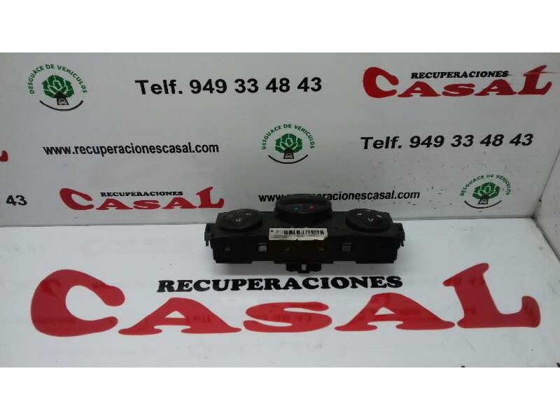 Recambio de mando climatizador para renault megane ii berlina 3p confort authentique referencia OEM IAM 8200070752  