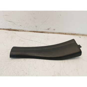 MOLDURA A1766800374 
