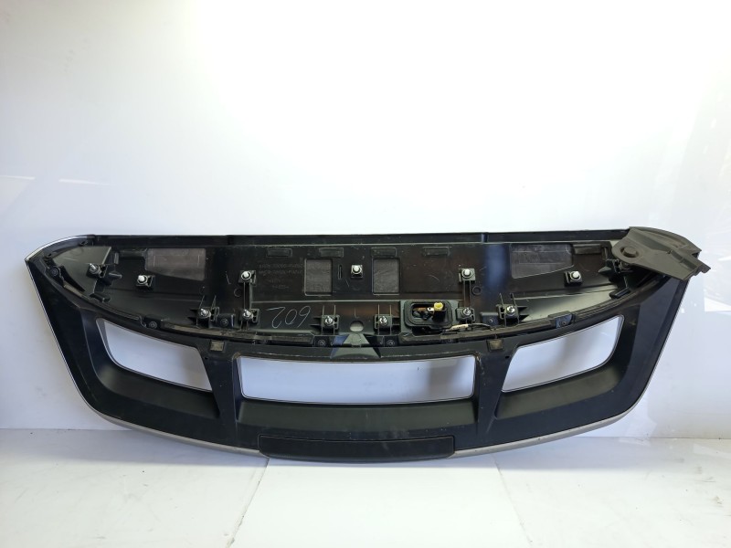 Recambio de aleron trasero para toyota c-hr referencia OEM IAM 7687110150  7689110020 / 76085f4010 / 76891f4010