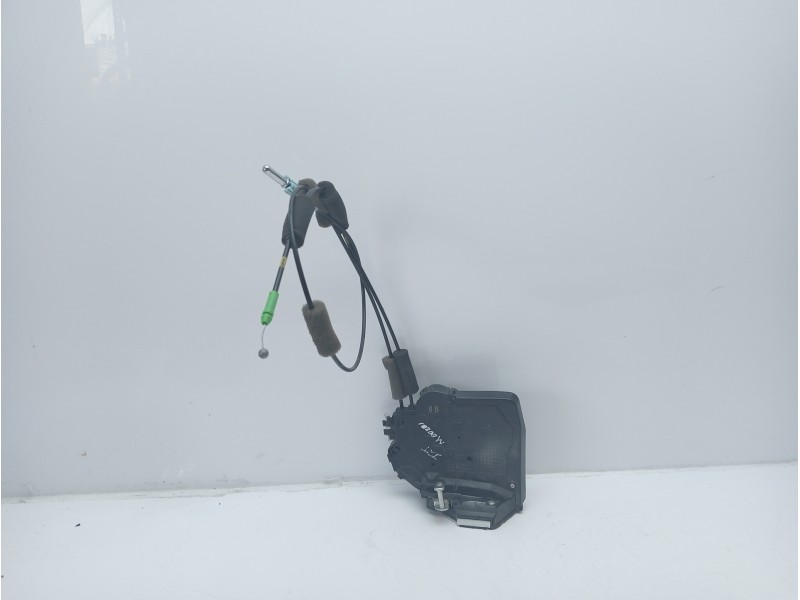 Recambio de cerradura puerta trasera izquierda para lexus rx (agl20) referencia OEM IAM 6906048080 7051818 A046693
