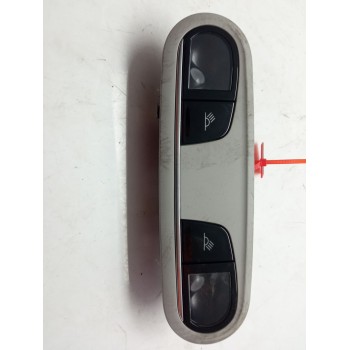 LUZ INTERIOR 4G0947111A 