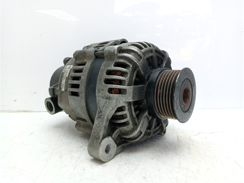 Recambio de alternador para hyundai santa fe (bm) 2.2 crdi cat referencia OEM IAM 3730027031  