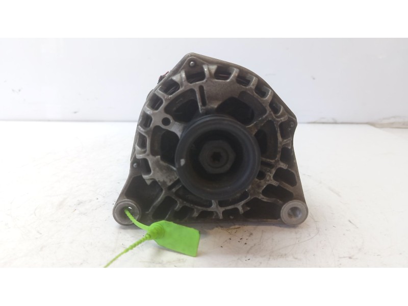 Recambio de alternador para peugeot 206 hatchback (2a/c) 1.4 i referencia OEM IAM 5705GN  9642879980