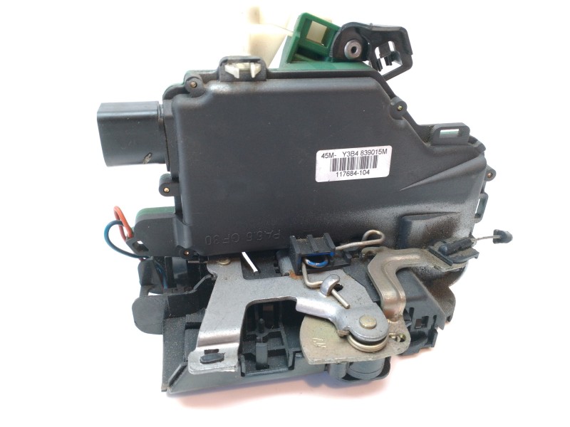 Recambio de cerradura puerta trasera izquierda para volkswagen golf iv variant (1j5) conceptline referencia OEM IAM 3B4839015M  