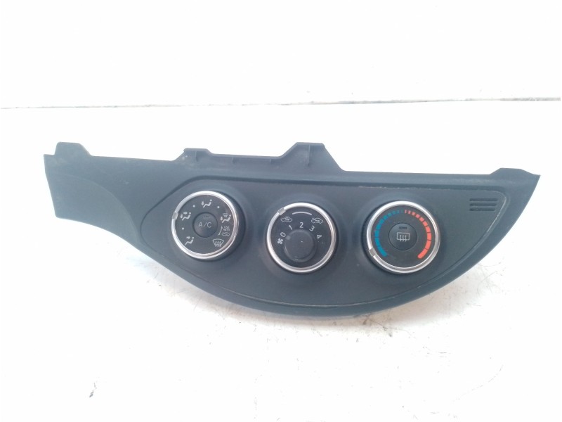 Recambio de mando calefaccion / aire acondicionado para toyota yaris referencia OEM IAM 559020D340  55901758734 / 55903758818 / 