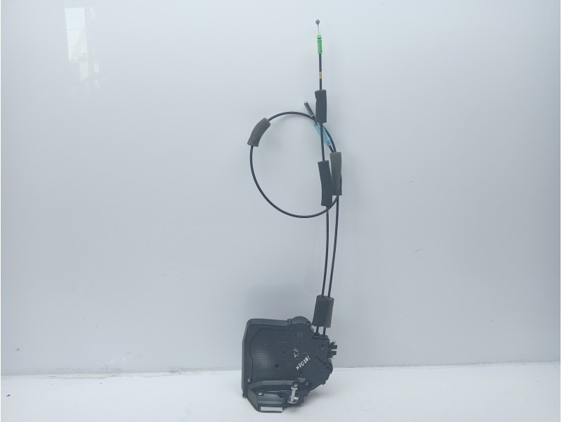 Recambio de cerradura puerta trasera derecha para lexus rx (agl20) referencia OEM IAM 6905048080 7051909 A046693