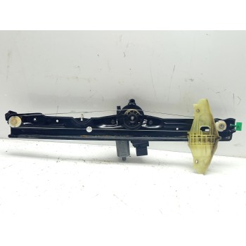 ELEVALUNAS DELANTERO DERECHO SU001A4140 