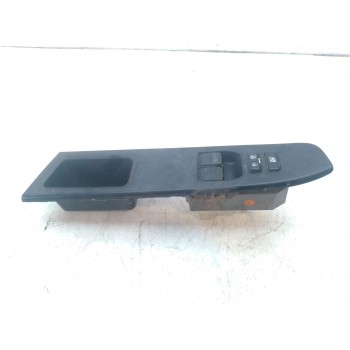 MANDO ELEVALUNAS DELANTERO IZQUIERDO 848200D170 