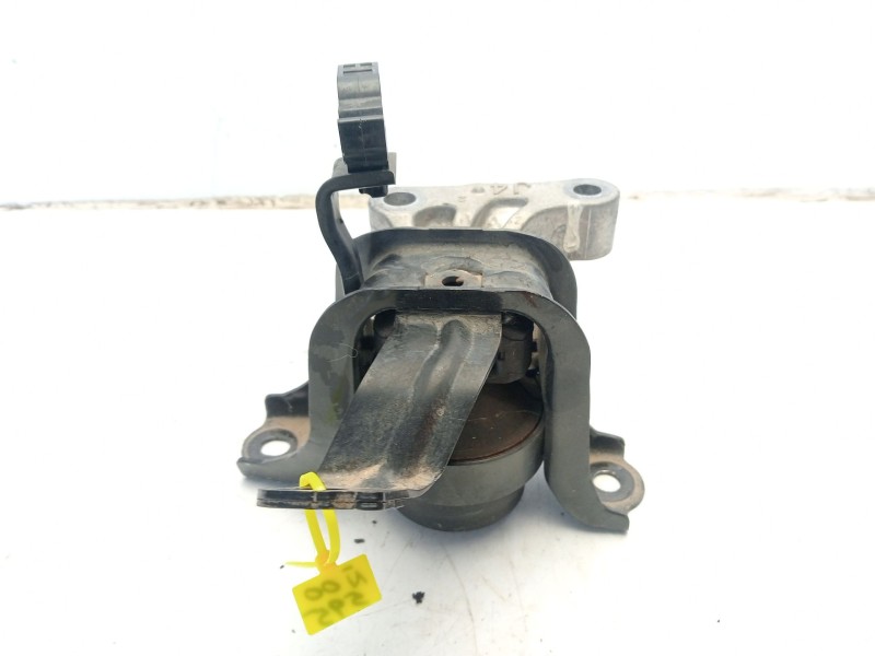 Recambio de soporte motor derecho para toyota yaris active referencia OEM IAM 12305K0060  