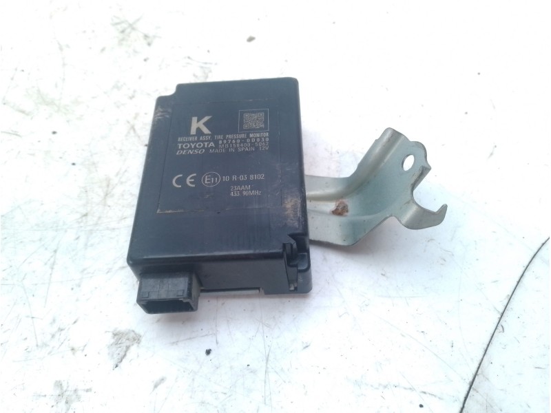 Recambio de modulo electronico para toyota yaris referencia OEM IAM 89760-0D030  