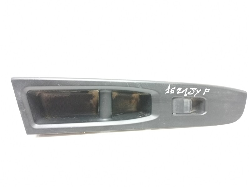 Recambio de mando elevalunas delantero derecho para toyota yaris 1.5 16v cat referencia OEM IAM 19282918 742310D690 