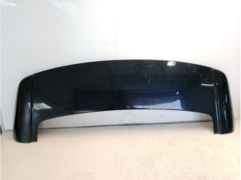 Recambio de aleron trasero para toyota yaris referencia OEM IAM 760850D910  