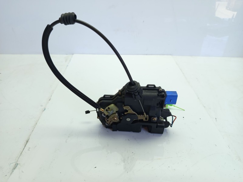 Recambio de cerradura puerta delantera derecha para skoda fabia i (6y2) 1.4 referencia OEM IAM 7E1837016A  