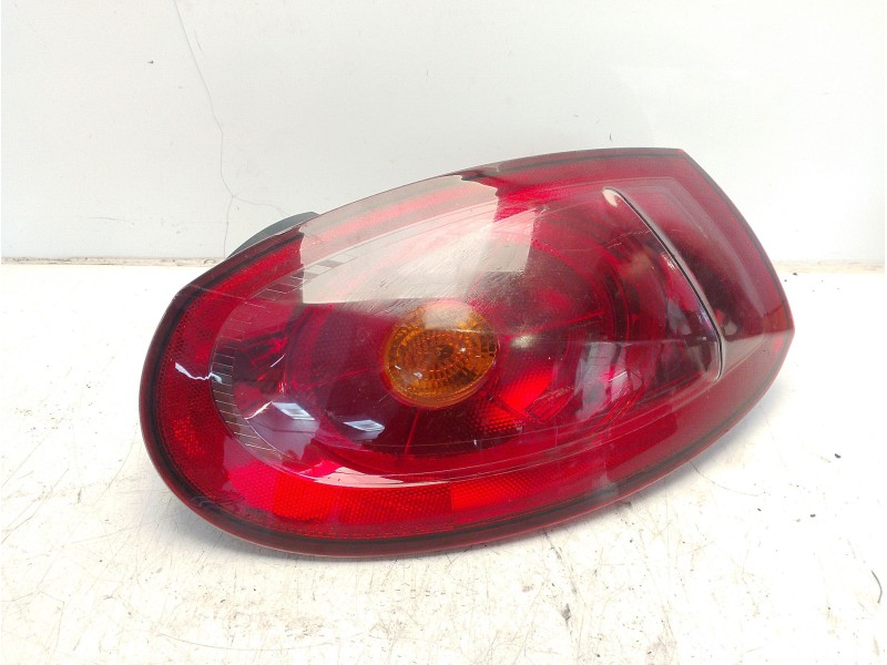 Recambio de piloto trasero derecho para fiat bravo ii (198_) 1.9 d multijet (198axb1a) referencia OEM IAM 51757542  