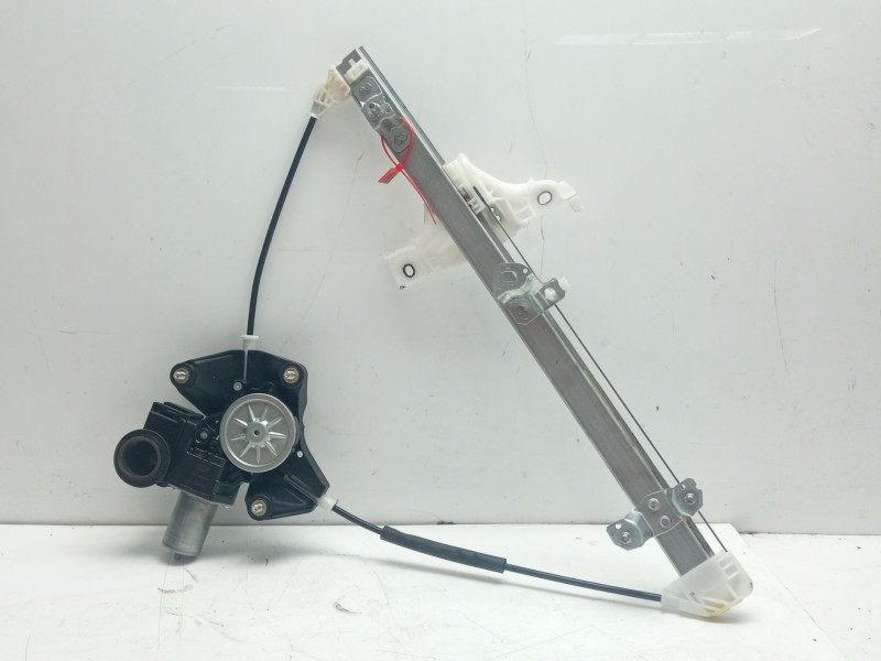 Recambio de elevalunas trasero izquierdo para toyota yaris cross (mxp_) 1.5 (mxpb10) referencia OEM IAM 698300D440  