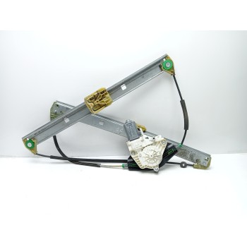 ELEVALUNAS DELANTERO DERECHO 8R0837462B 