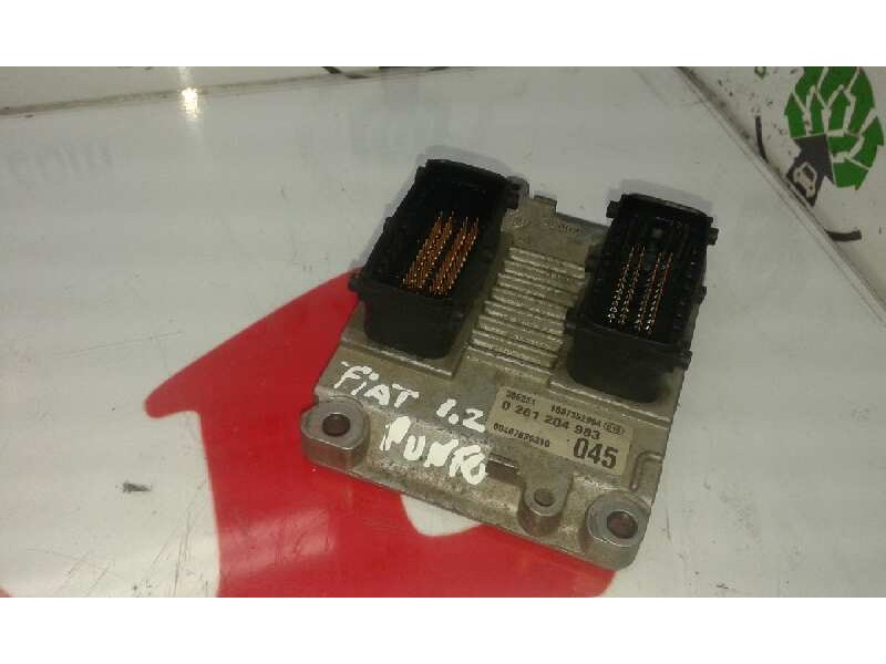 Recambio de centralita motor uce para fiat punto berlina (176) 60 cult referencia OEM IAM 0261204983  