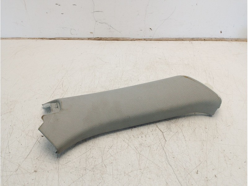 Recambio de moldura para audi a4 b9 avant (8w5, 8wd) 35 tdi mild hybrid referencia OEM IAM 8W9867287B1OK  