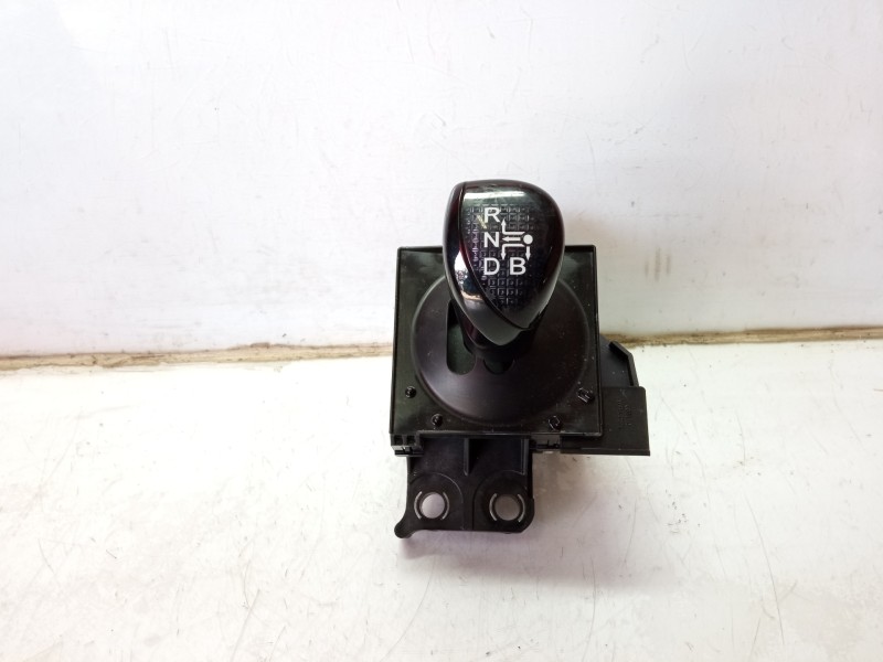 Recambio de palanca cambio para toyota auris touring sports (e18) hybrid feel! referencia OEM IAM 75C583LHD  