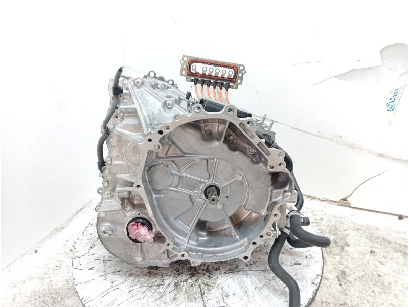 Recambio de caja cambios para toyota yaris hybrid active referencia OEM IAM 309000D020 2CH122 