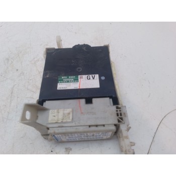 CAJA RELES / FUSIBLES 8273052K40 / 892200D120 