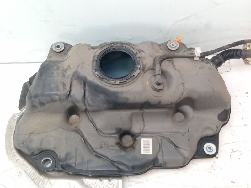 Recambio de deposito combustible para toyota yaris cross (mxp_) 1.5 (mxpb10) referencia OEM IAM 770010D500  