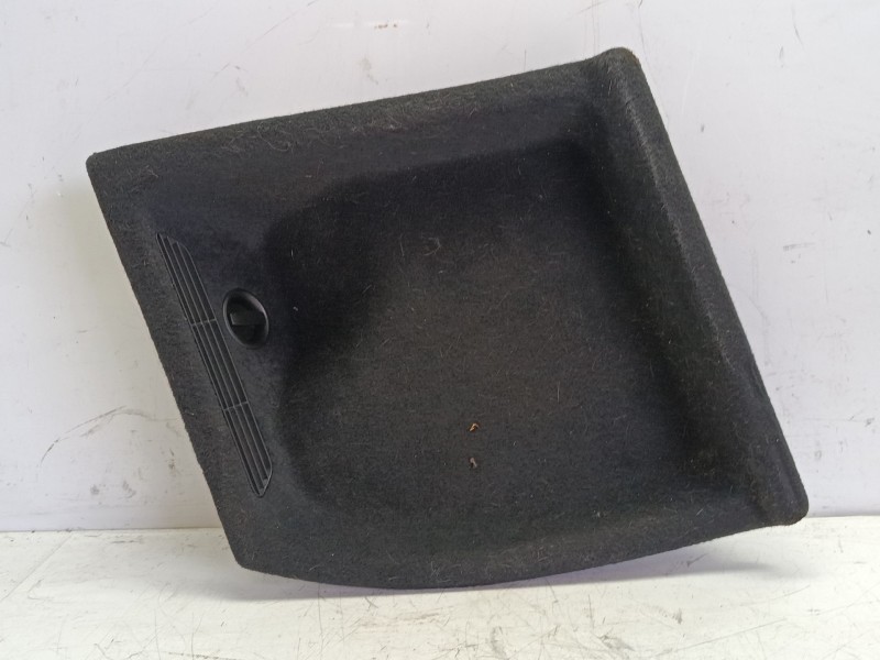 Recambio de moldura para audi a4 b9 avant (8w5, 8wd) 35 tdi mild hybrid referencia OEM IAM 8W9863991BKTH  