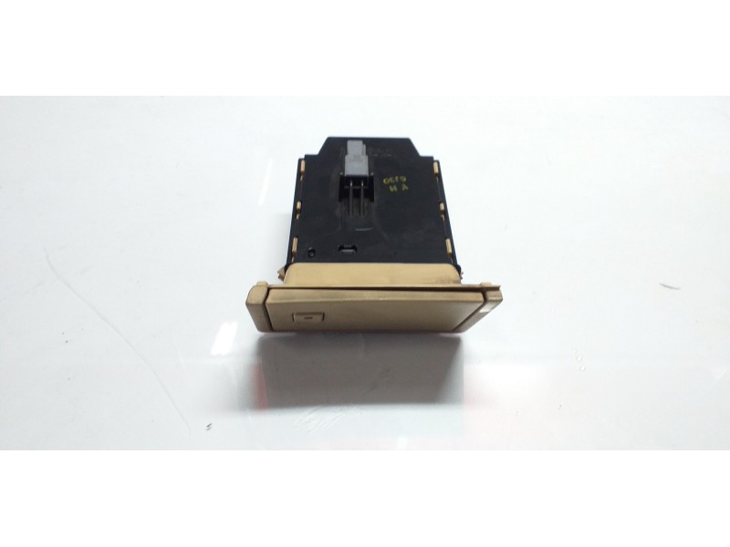 Recambio de moldura para lexus ls (usf4/uvf4) 460 referencia OEM IAM 1A9B2001G  