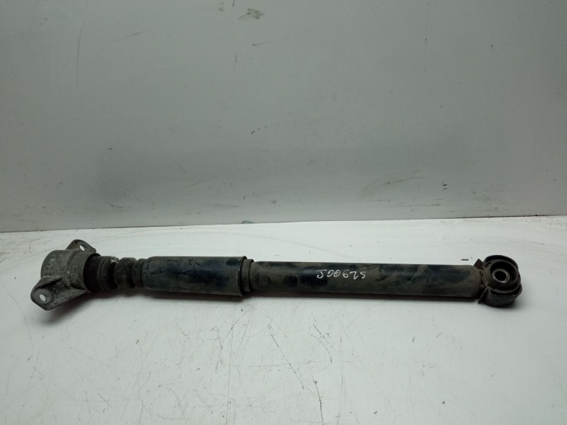 Recambio de amortiguador trasero derecho para audi a4 ber. (b8) básico referencia OEM IAM 8K0513035AJ  