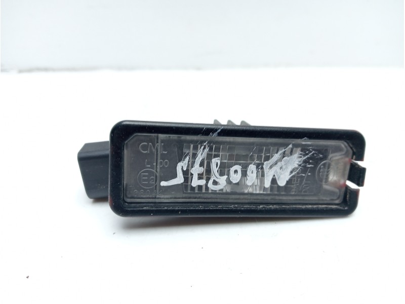 Recambio de piloto matricula para volkswagen polo (6c1) advance bluemotion referencia OEM IAM 1K8943021  