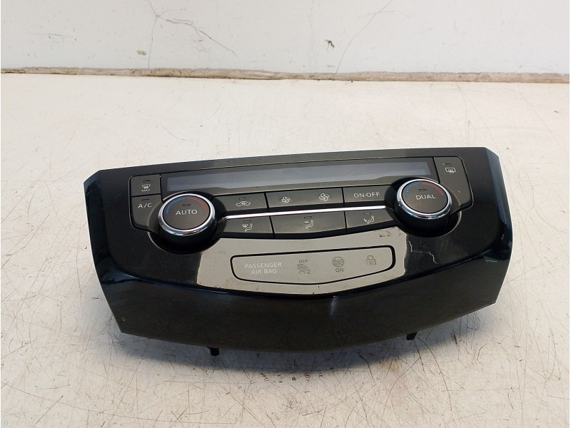 Recambio de mando climatizador para nissan qashqai ii (j11, j11_) 1.3 dig-t referencia OEM IAM 275004EA0A  