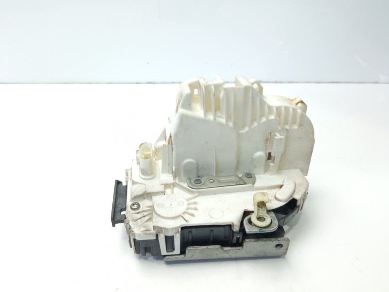 Recambio de cerradura puerta delantera derecha para chrysler grand voyager referencia OEM IAM 4589694AD P04589694AD 