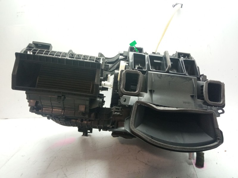Recambio de calefaccion entera normal para toyota yaris cross (mxp_) 1.5 (mxpb10) referencia OEM IAM 870500DA60 871300D300 