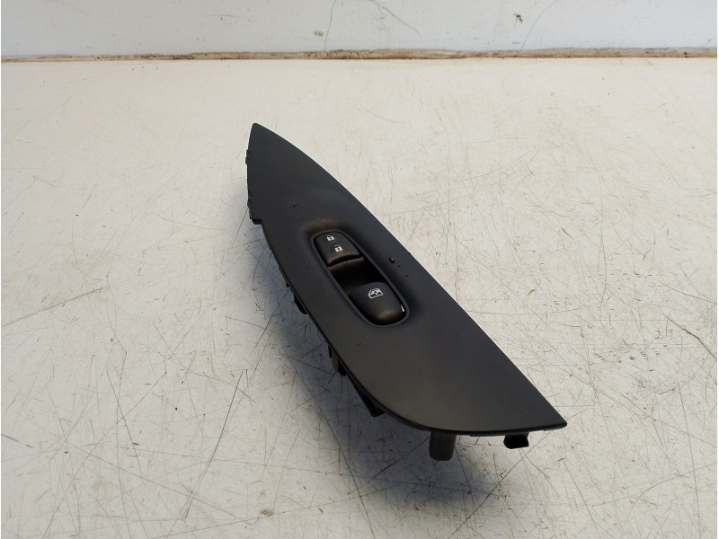 Recambio de mando elevalunas delantero derecho para nissan qashqai ii (j11, j11_) 1.3 dig-t referencia OEM IAM 809604EH0AX  