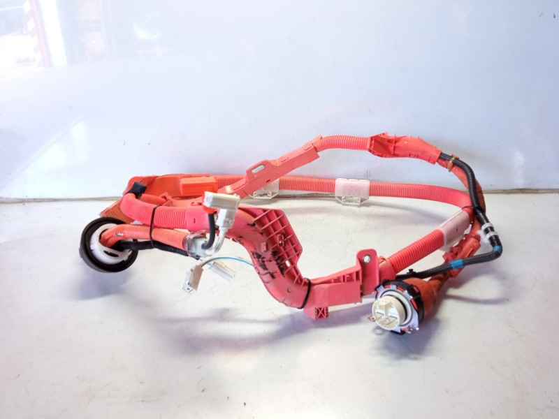 Recambio de bateria para toyota auris touring sports (e18) hybrid feel! referencia OEM IAM 8216402030  