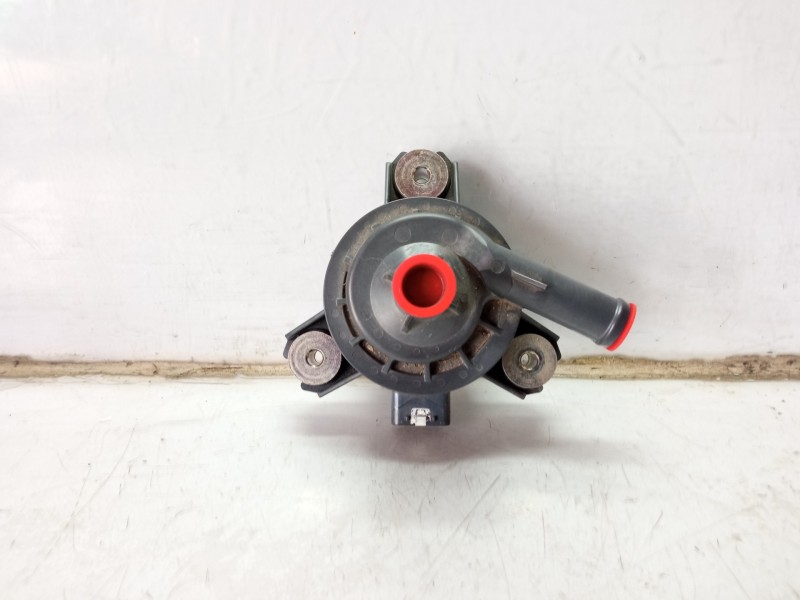 Recambio de bomba agua para toyota auris touring sports (e18) hybrid feel! referencia OEM IAM G904052010 21518F193178 
