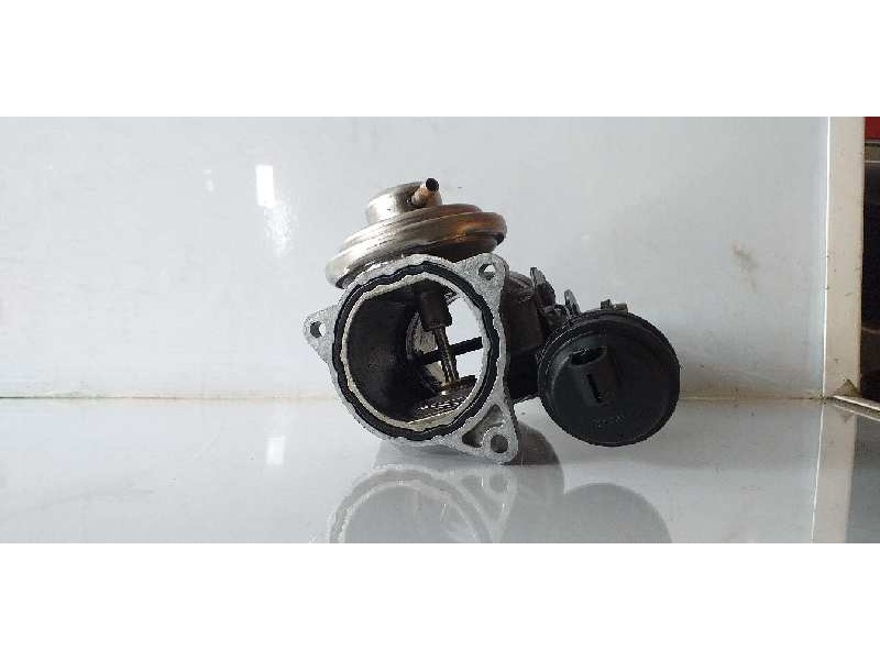 Recambio de valvula egr para volkswagen passat variant (3c5) 1.9 tdi referencia OEM IAM 03G131501 214220072 
