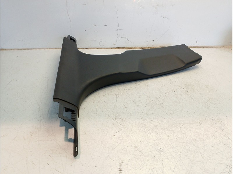 Recambio de moldura para audi a4 b9 avant (8w5, 8wd) 35 tdi mild hybrid referencia OEM IAM 8W0867239A4PK  