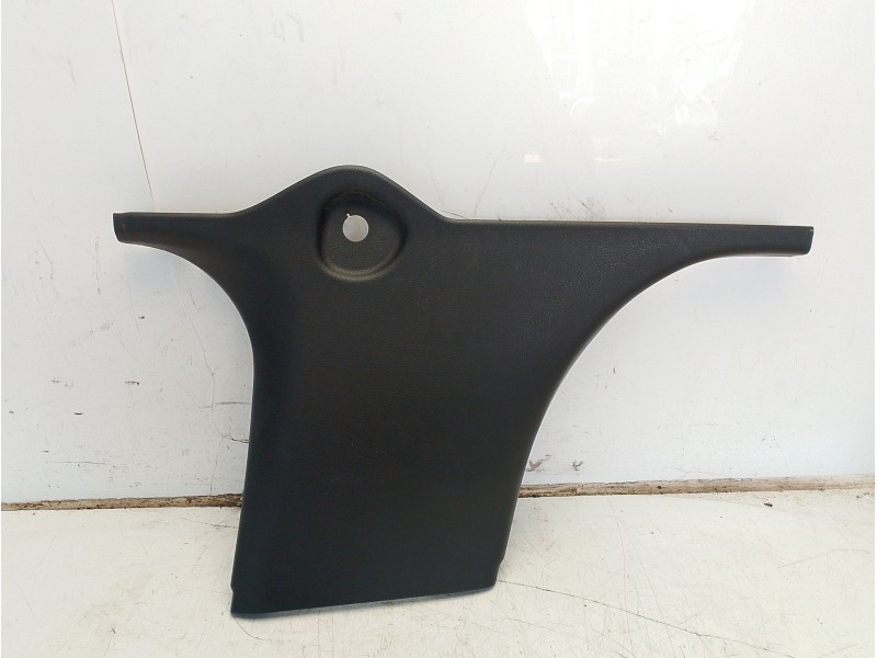 Recambio de moldura para mercedes-benz cla shooting brake (x117) cla 200 cdi / d (117.908) referencia OEM IAM A1176910400  