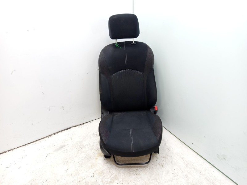 Recambio de asiento delantero derecho para nissan juke (f15) 1.6 referencia OEM IAM 876611KK0A 873611KK0A / 87651BV80A 864001KM0