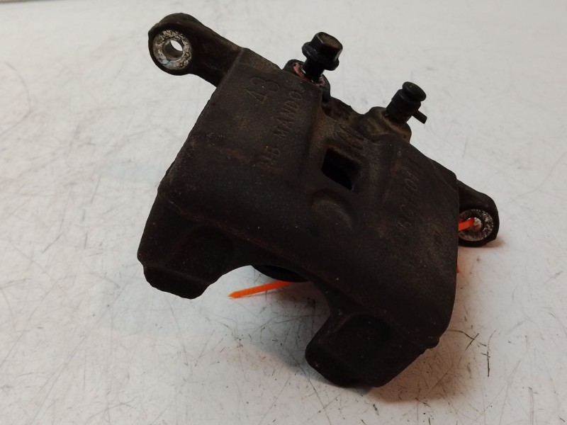 Recambio de pinza freno trasera derecha para kia sorento referencia OEM IAM 583112WA00  