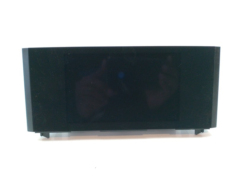 Recambio de sistema navegacion gps para lexus is 300h referencia OEM IAM 8611053010 8611053101 