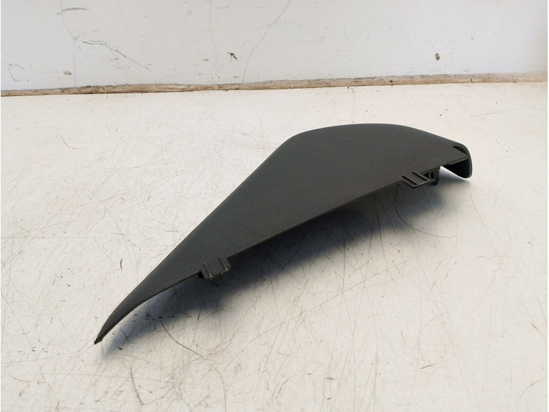 Recambio de moldura para audi a4 b9 avant (8w5, 8wd) 35 tdi mild hybrid referencia OEM IAM 8W0857086C  