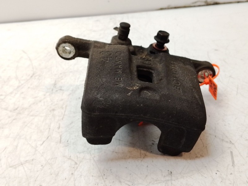 Recambio de pinza freno trasera izquierda para kia sorento referencia OEM IAM 583102WA00  