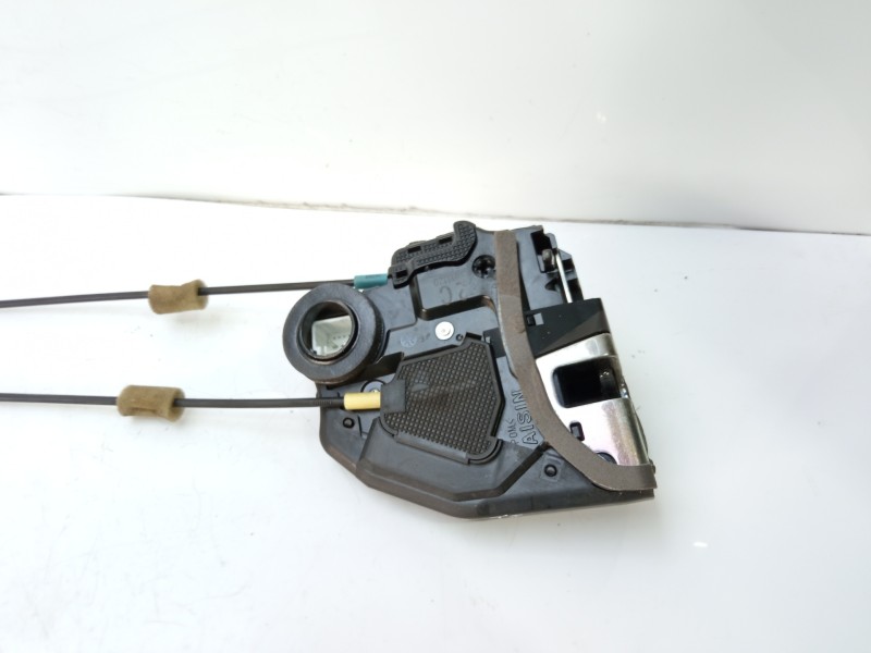 Recambio de cerradura puerta trasera izquierda para toyota rav 4 active referencia OEM IAM 6906042021  