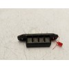 Recambio de maneta porton para toyota yaris referencia OEM IAM 8484047040  