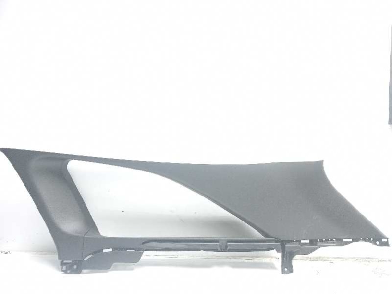 Recambio de molduras traseras para kia ceed business referencia OEM IAM 85860J7300WK  