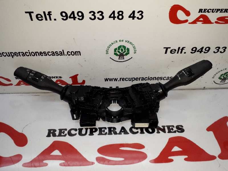 Recambio de mando luces para lexus is 300h referencia OEM IAM 3035017F773  