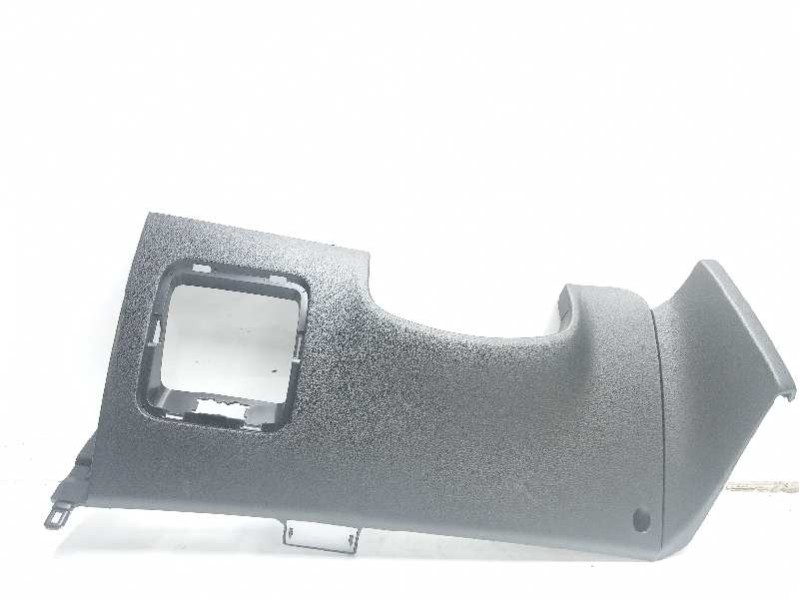 Recambio de molduras delanteras para kia ceed business referencia OEM IAM 84750J7000WK  