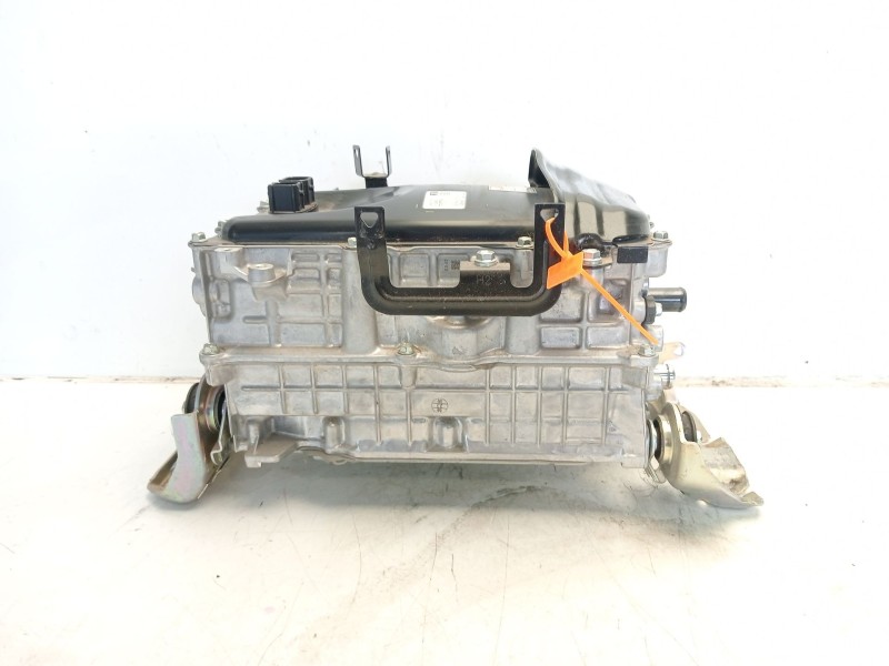 Recambio de transformador de tensión para toyota yaris referencia OEM IAM G92A052240  